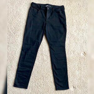 Old Navy Black Skinny Jeans